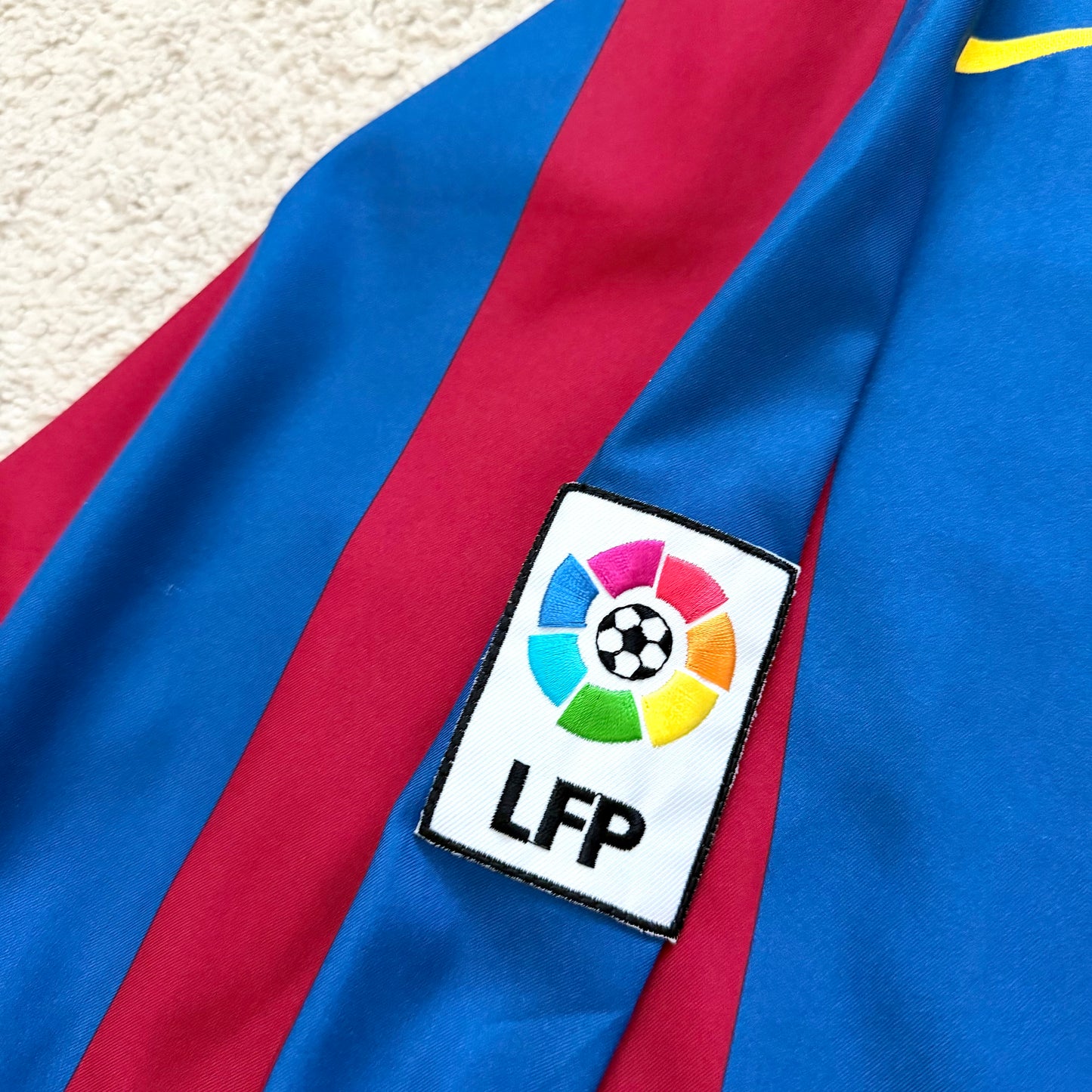 Barcelona 2005/06 home LONG SLEEVES x Rafa Marquez #4 (L)