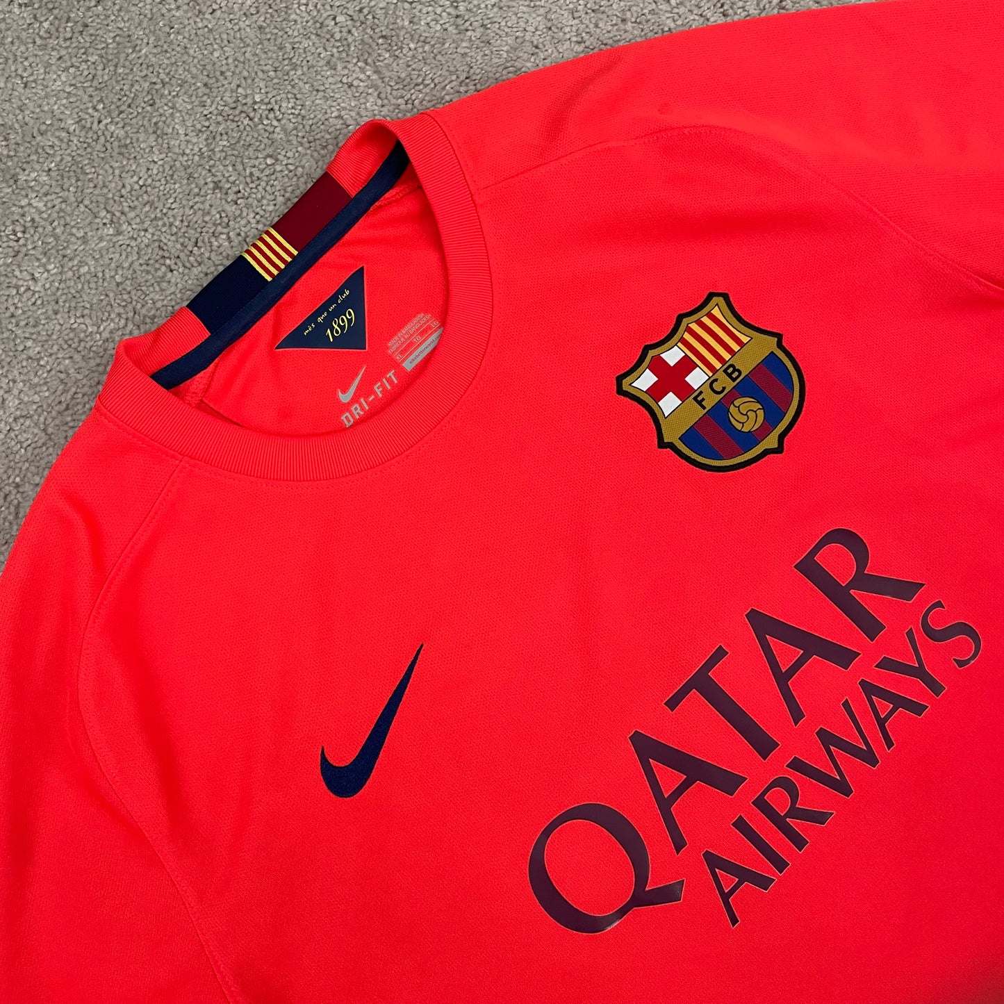 Barcelona 2014/15 away x Xavi #6 (XL)