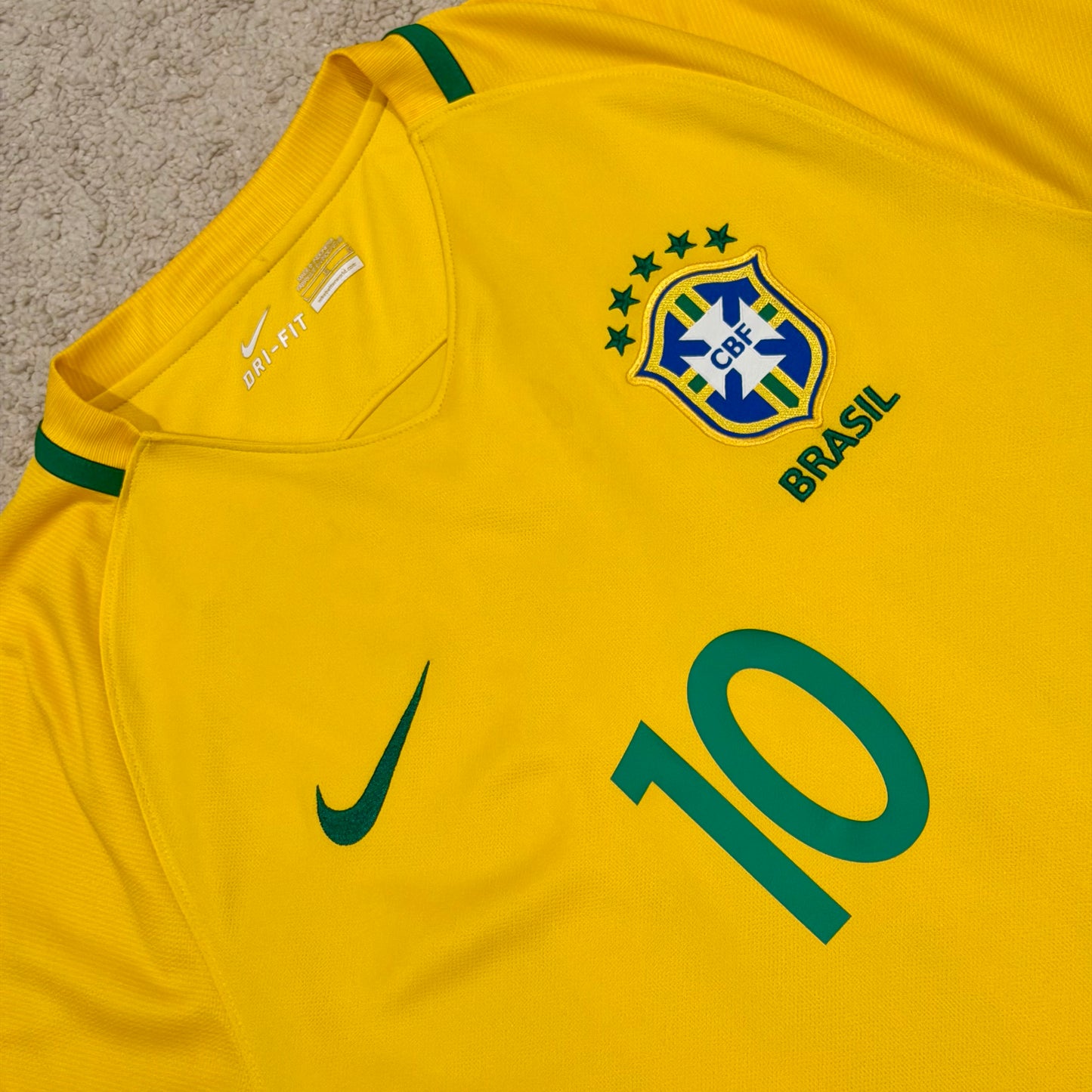 Brazil 2016/17 home x Neymar Jr #10 (L)