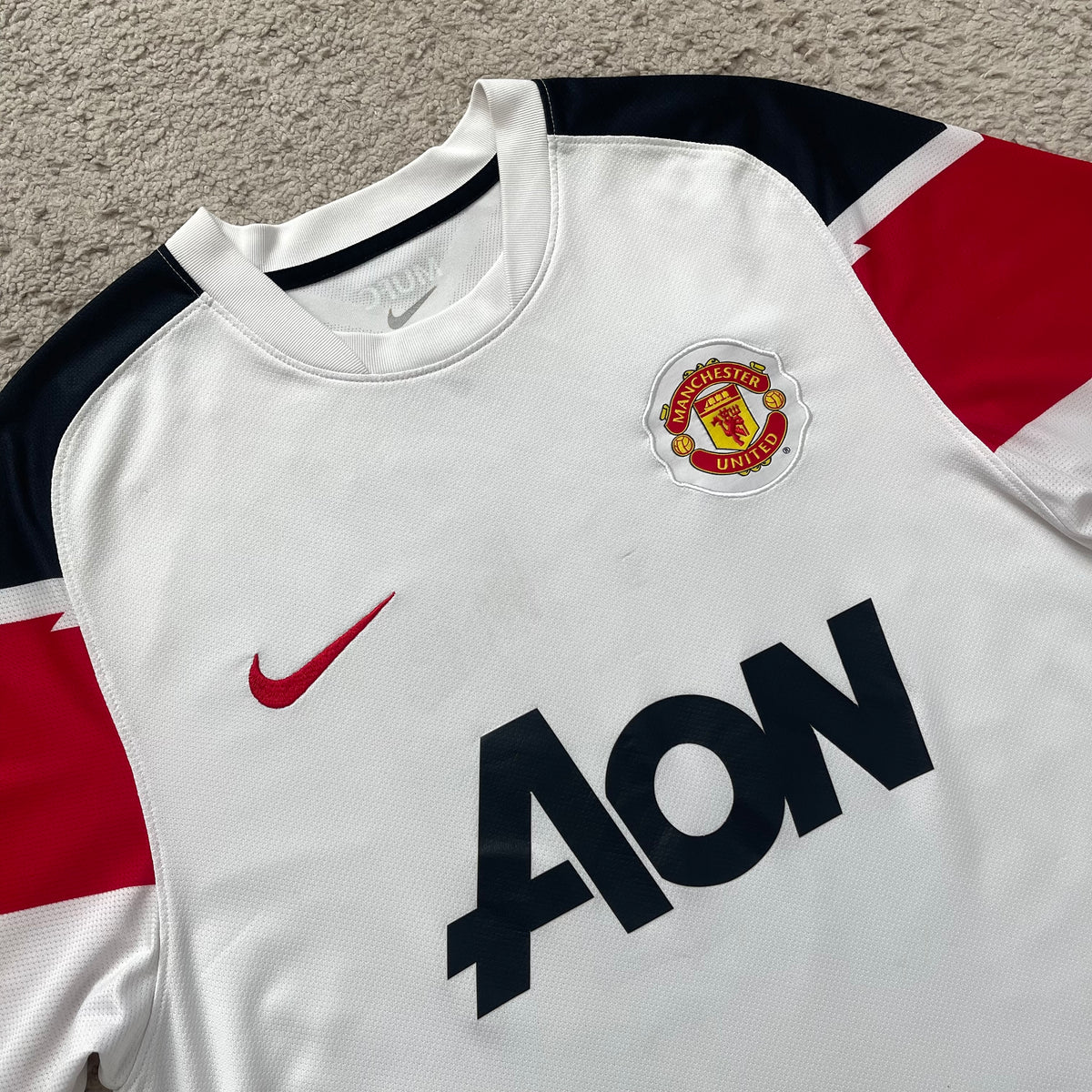 Manchester United 2010/11 away x Chicharito #14 (M)