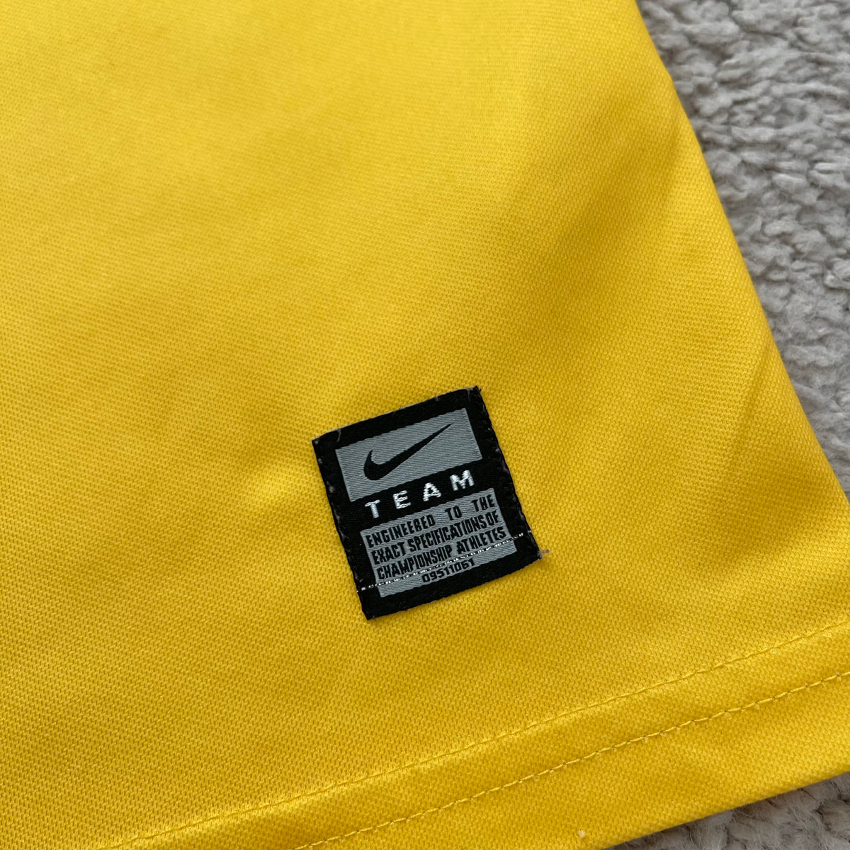 Club America 2009/10 home x Salvador Cabañas #10 (L)