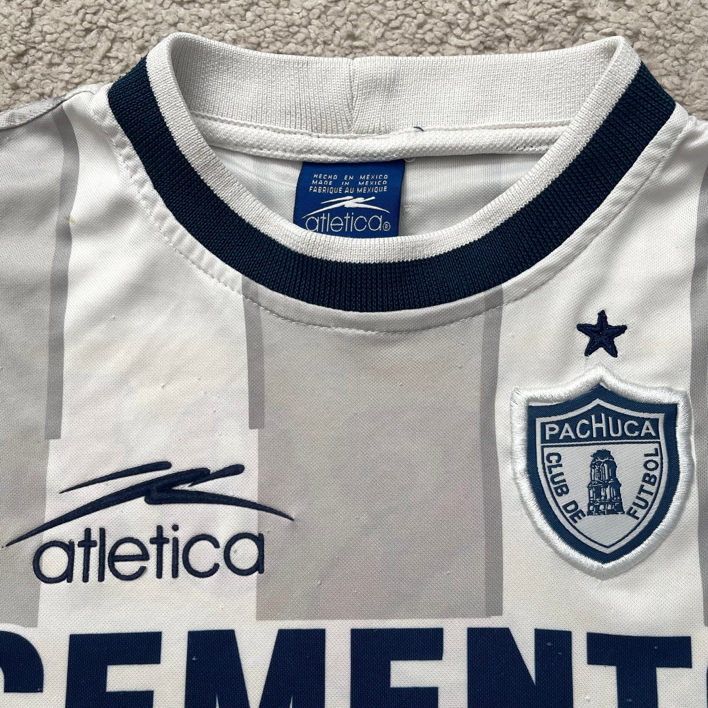Pachuca 2001/02 away (L)