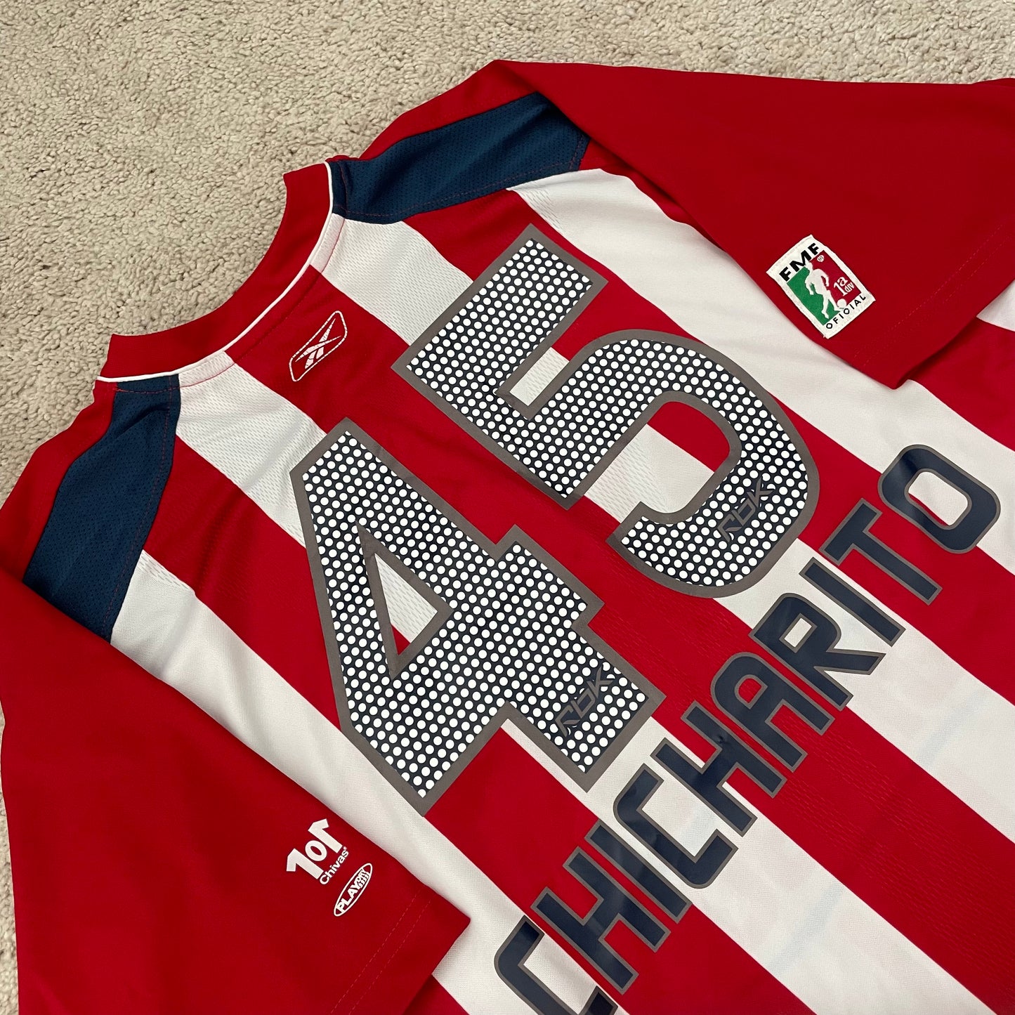 Chivas de Guadalajara 2006/07 home x Chicharito Hernandez #45 (M) *Reebok sponsor faded off