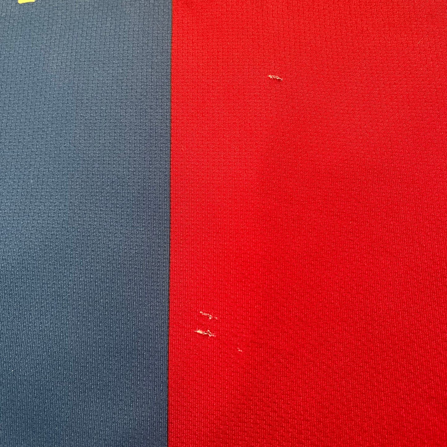 Barcelona 2006/07 home x Messi #19 (S) *tiny holes