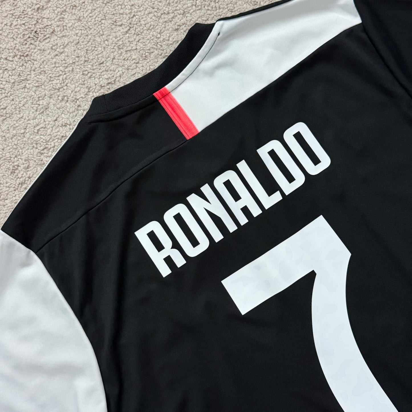 Juventus 2019/20 home x Cristiano Ronaldo #7 (L)