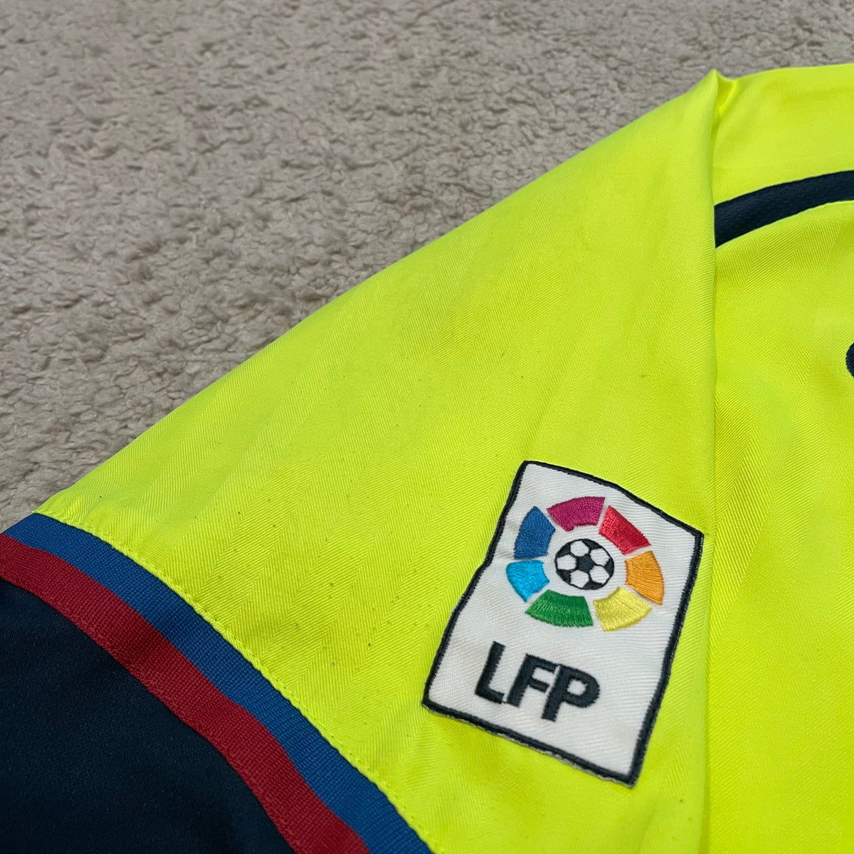 Barcelona 2005/06 away x Messi #30 (L)