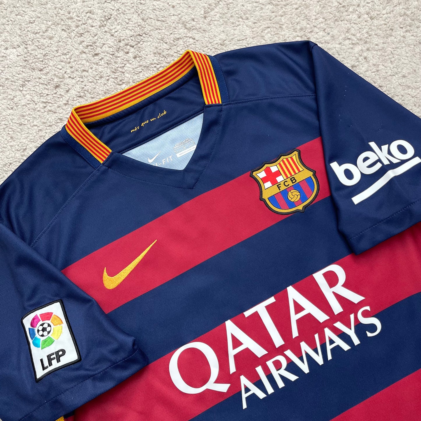 Barcelona 2015/16 home x Messi #10 (M)