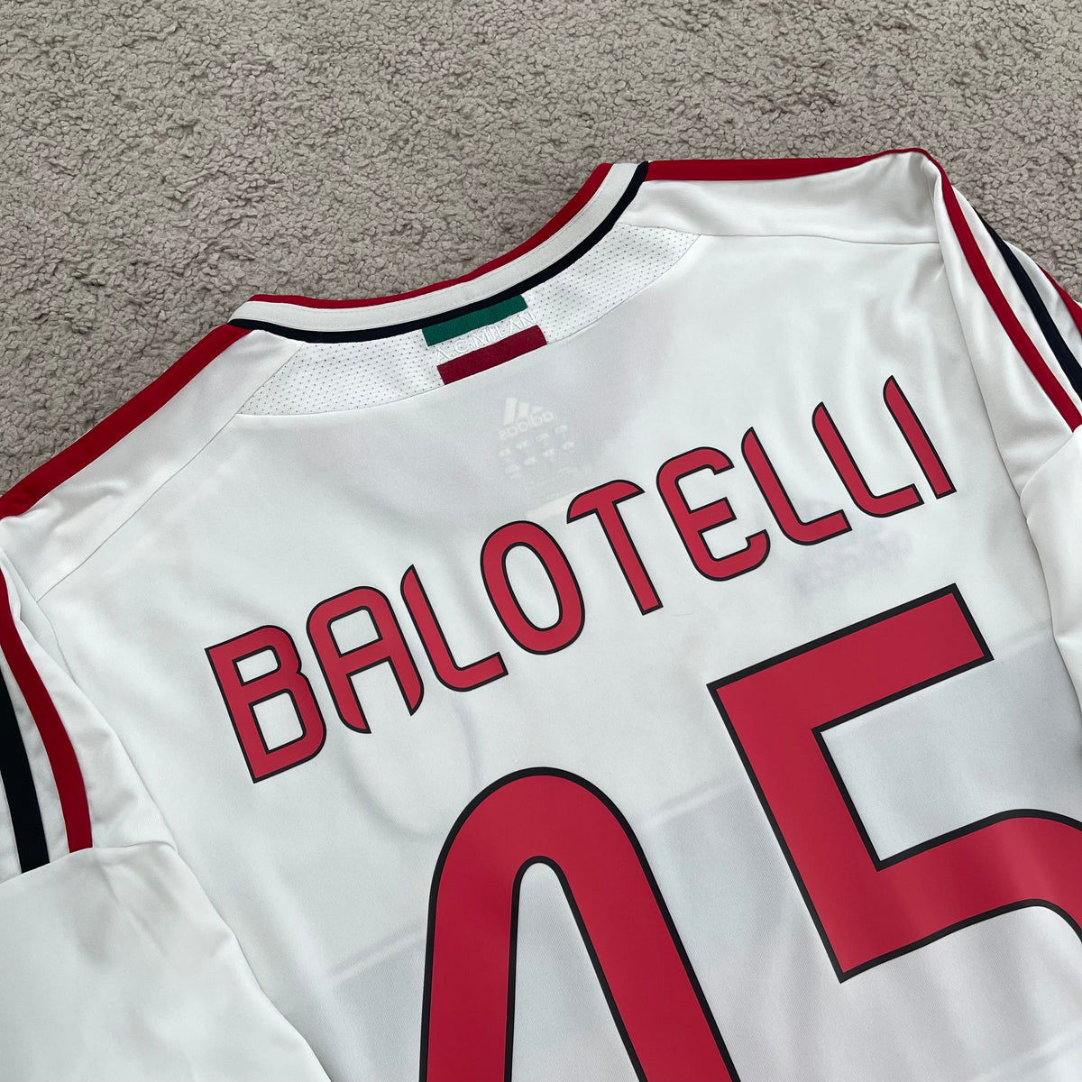 AC Milan 2012/13 away x Mario Balotelli #45 (M)