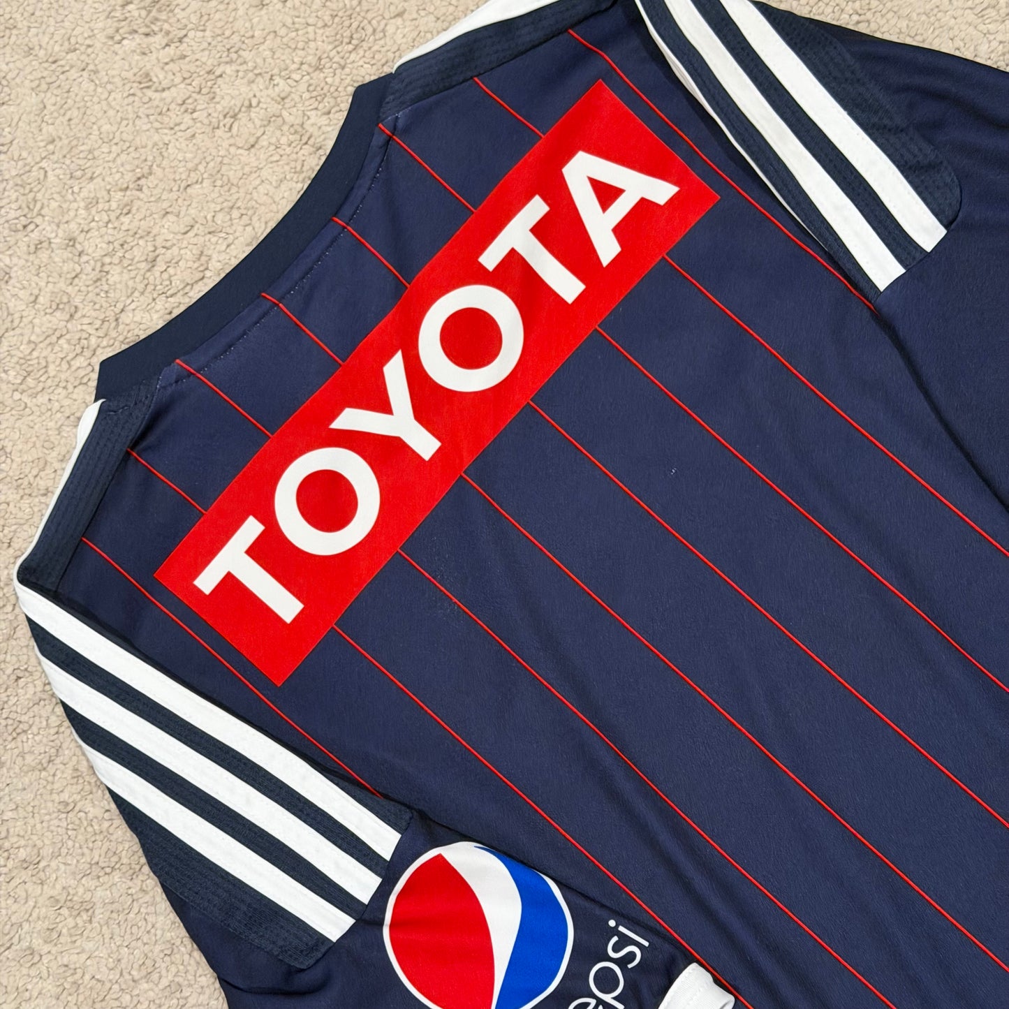 Chivas de Guadalajara 2011/12 away (M)
