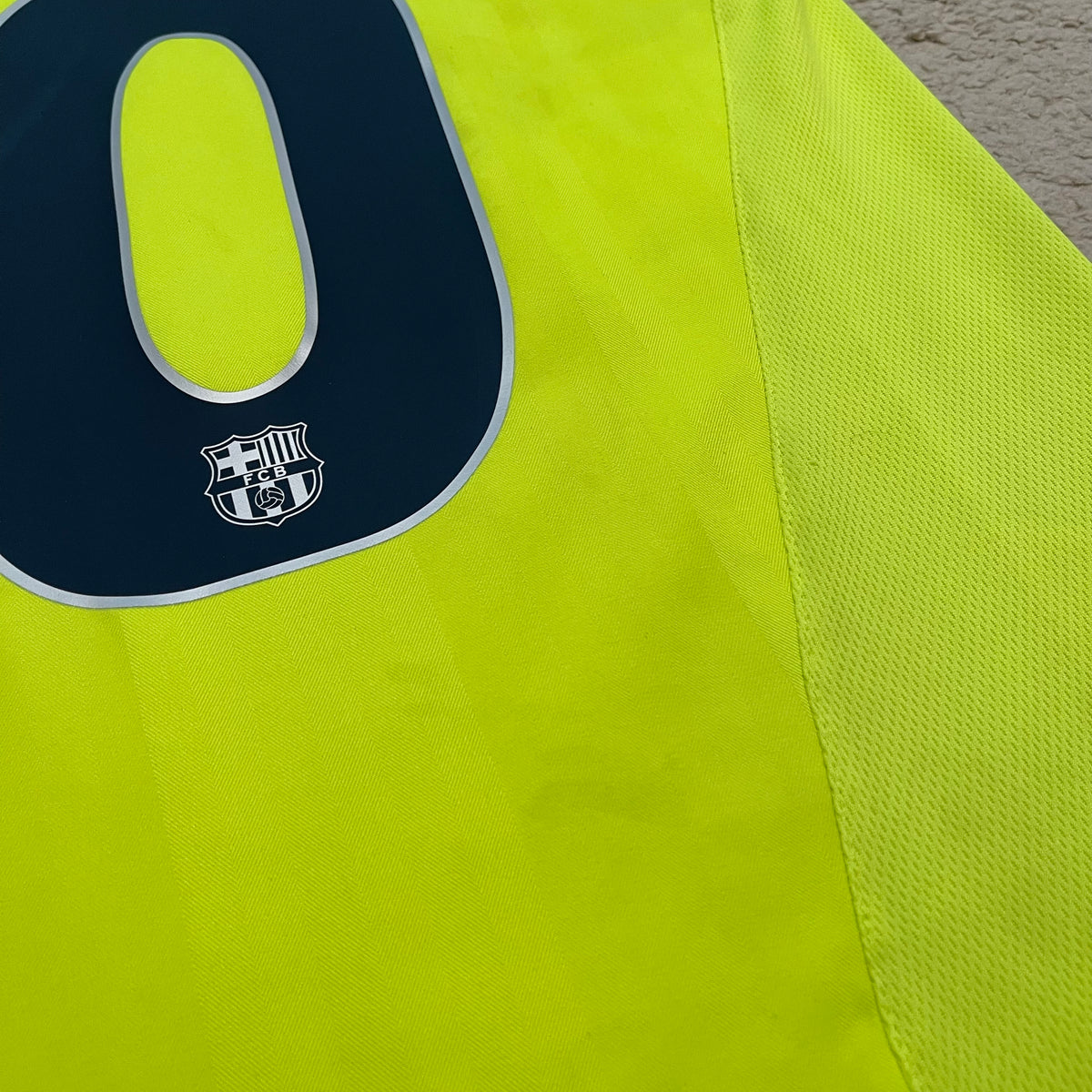 Barcelona 2005/06 away x Messi #30 (L)