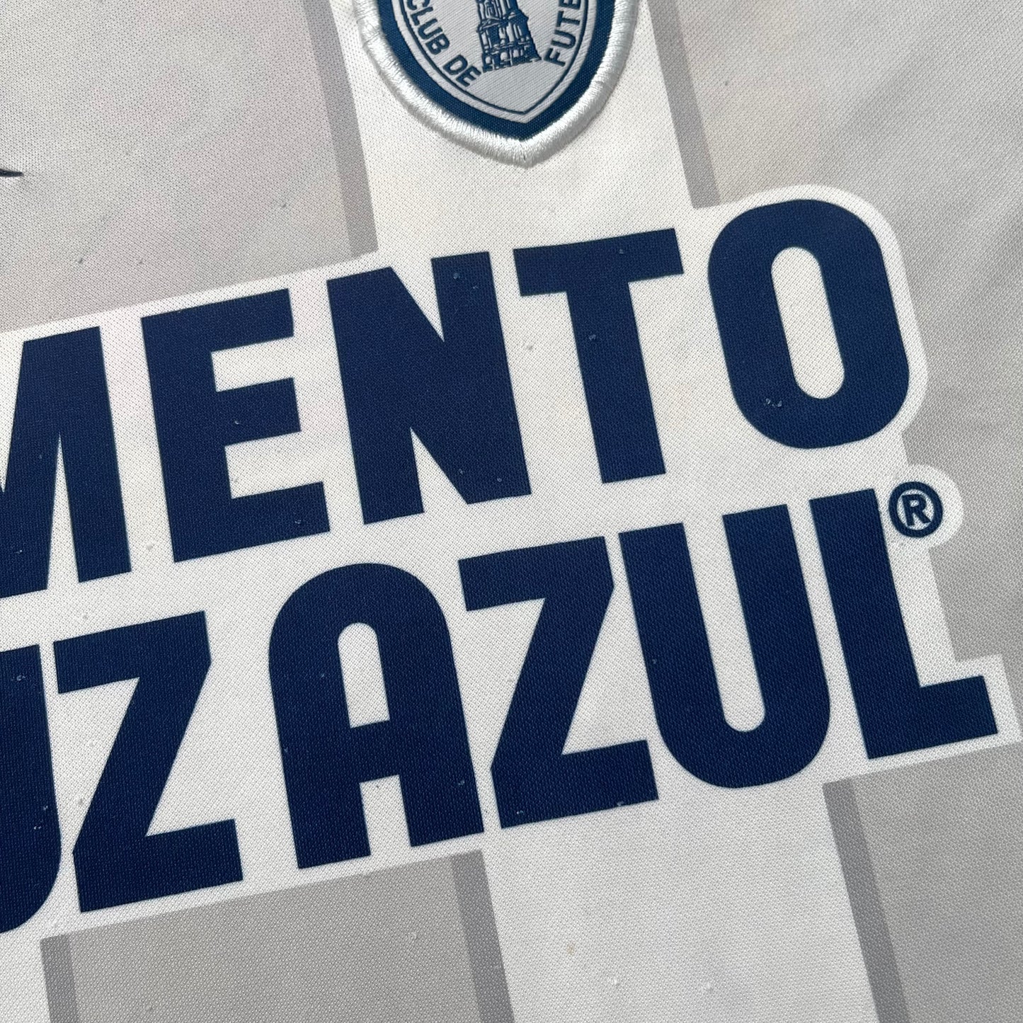Pachuca 2001/02 away (L)