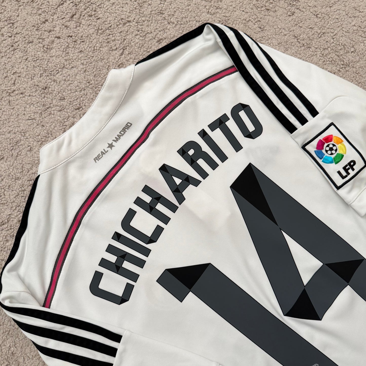 Real Madrid 2014/15 home x Chicharito Hernandez #14 (M)