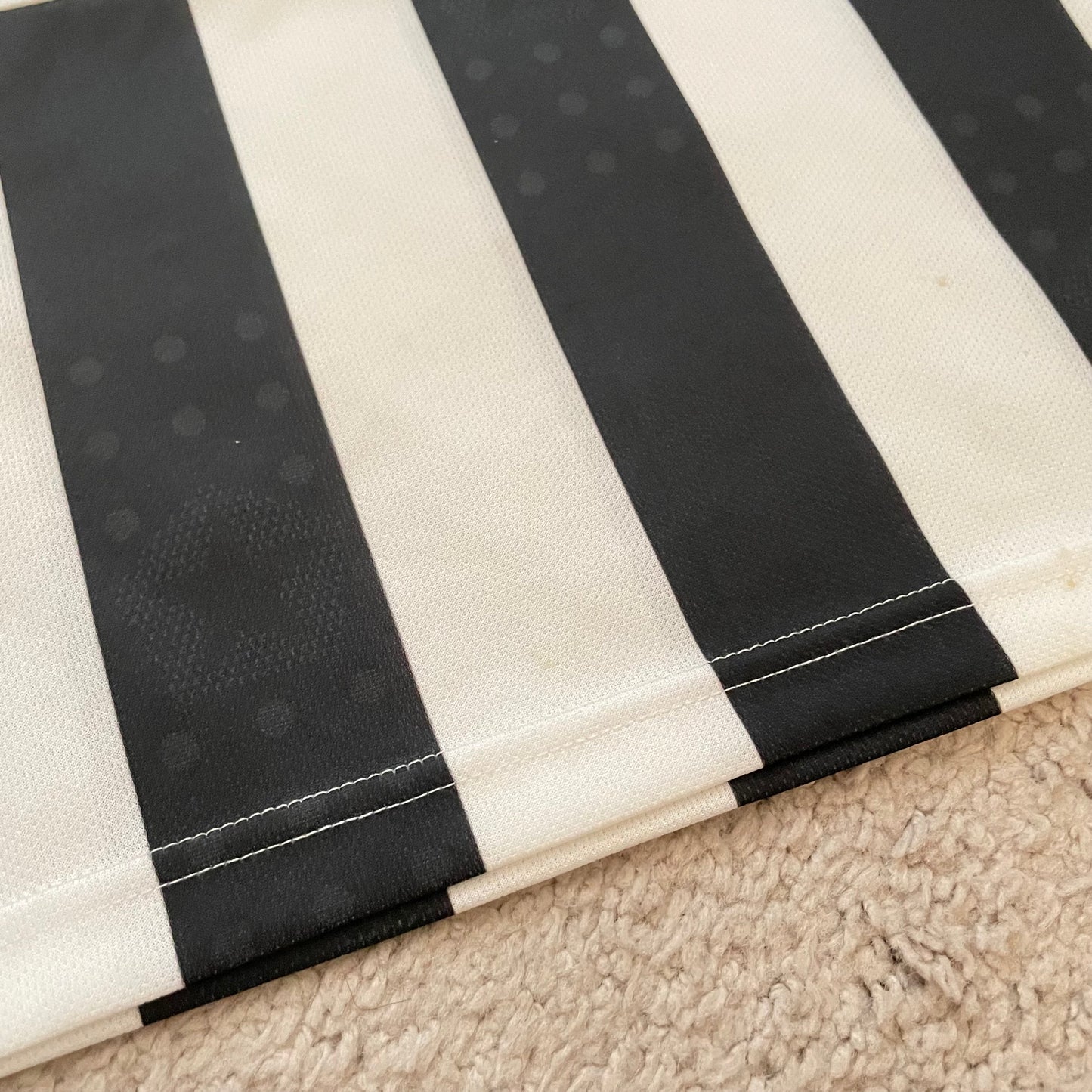 Juventus 2021/22 home x Paulo Dybala #10 (L)