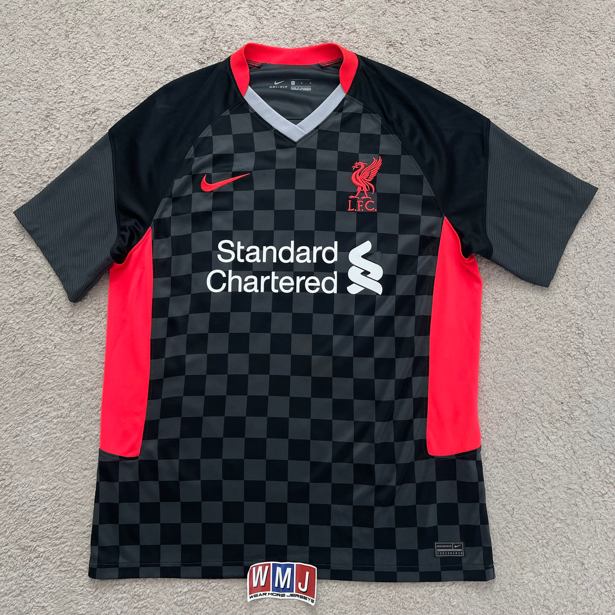 Liverpool 2020/21 third x Mohamed Salah #11 (L)