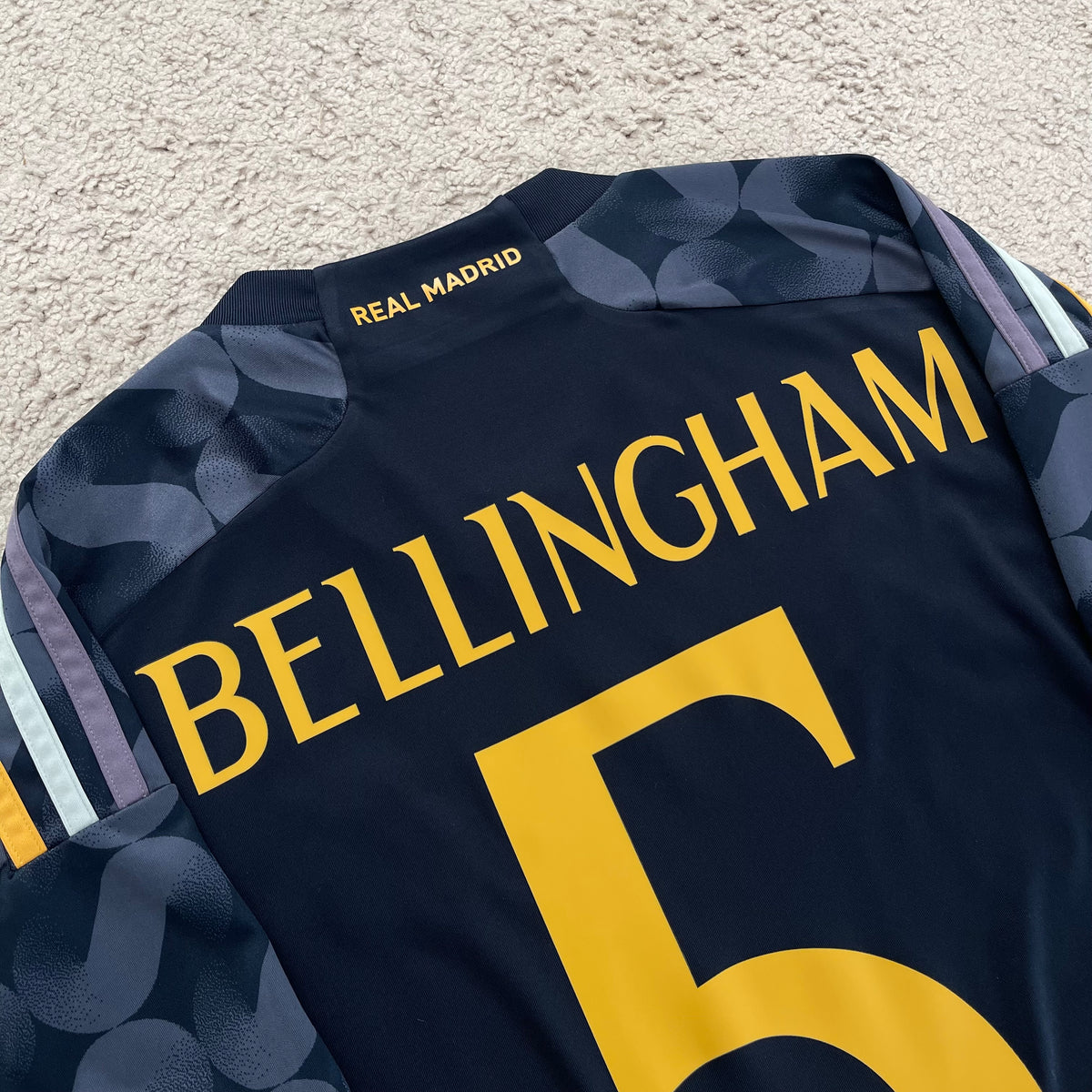 Real Madrid 2023/24 away x Jude Bellingham #5 (M)