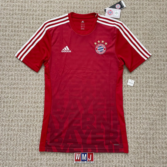 Bayern Munich 2015/16 Pre-Match (S) *BRAND NEW WITH TAGS