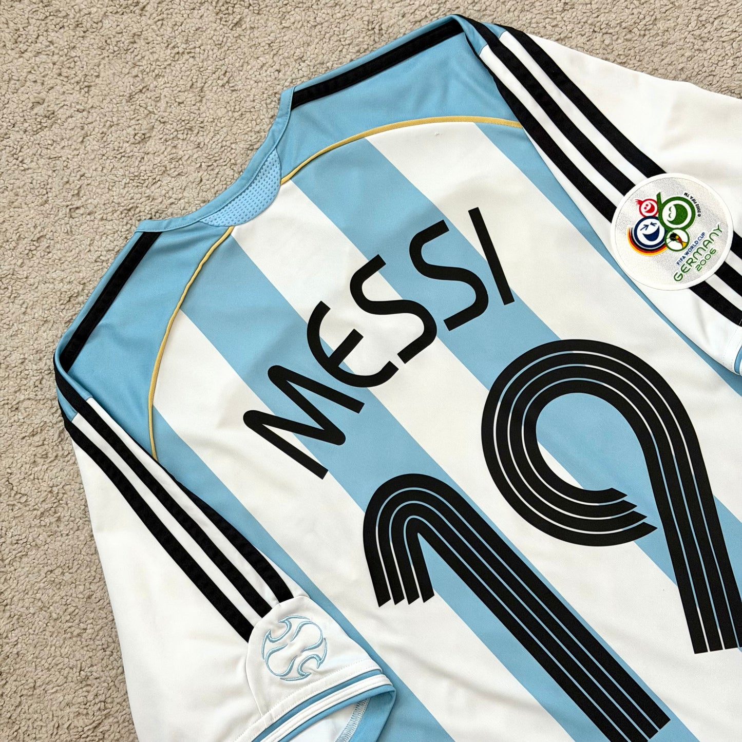 Argentina 2006 World Cup home x Messi #19 (L)