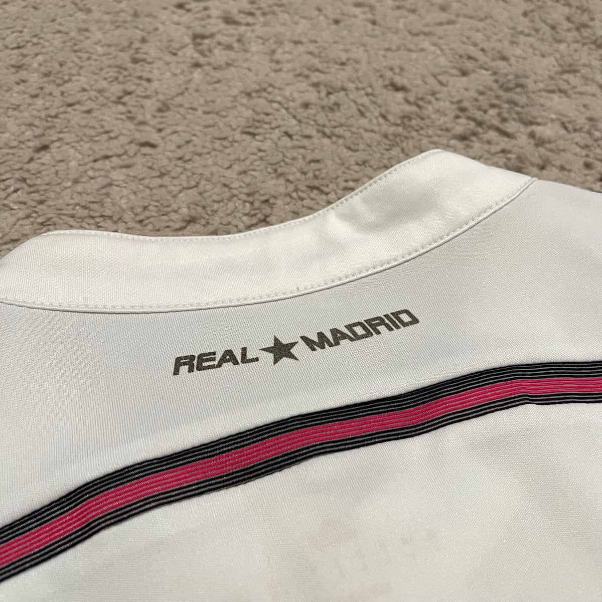 Real Madrid 2014/15 home x Chicharito Hernandez #14 (L)