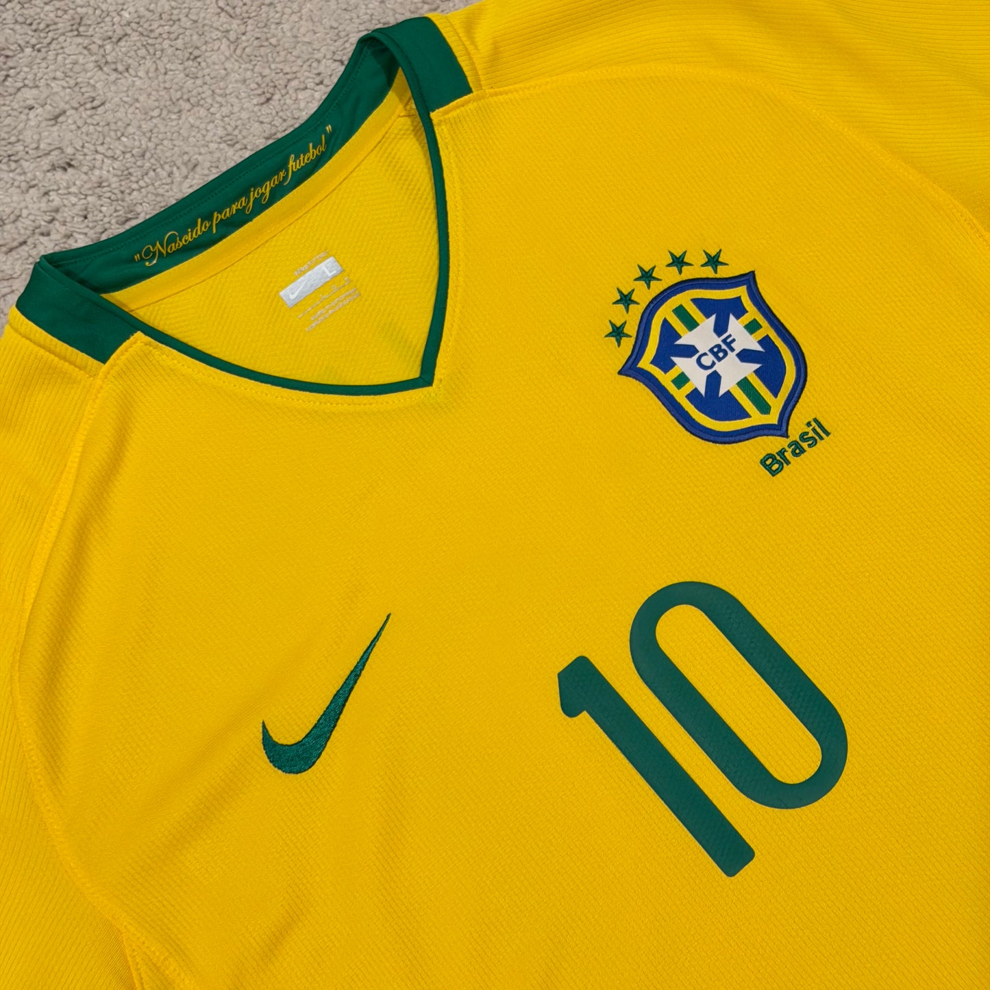 Brazil 2008/2009/2010 home x Ronaldinho #10 (L)
