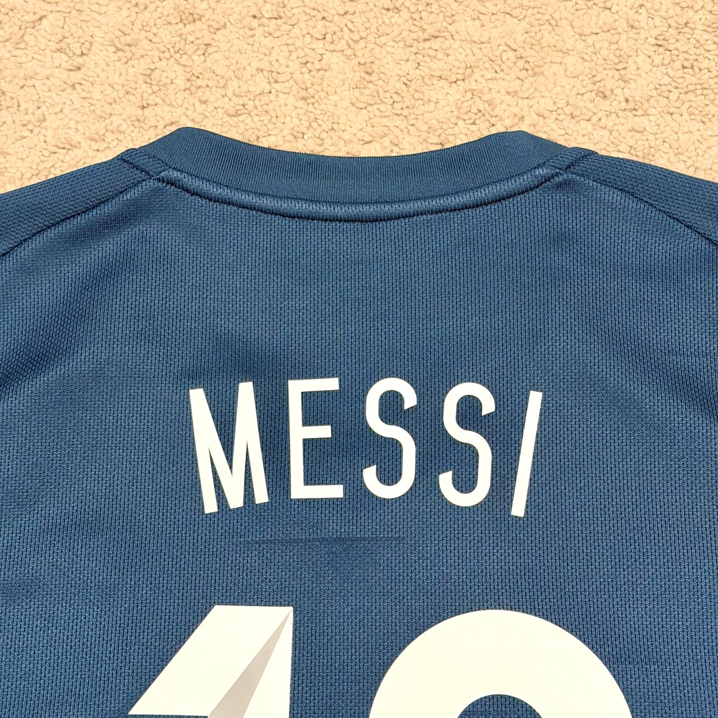 Argentina 2015/16 away x Messi #10 (L)