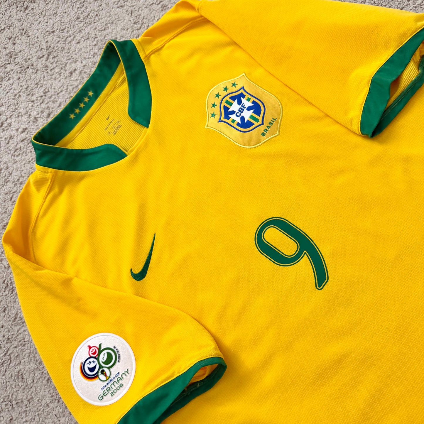 Brazil 2006 World Cup home x Ronaldo Nazario #9 (XL)