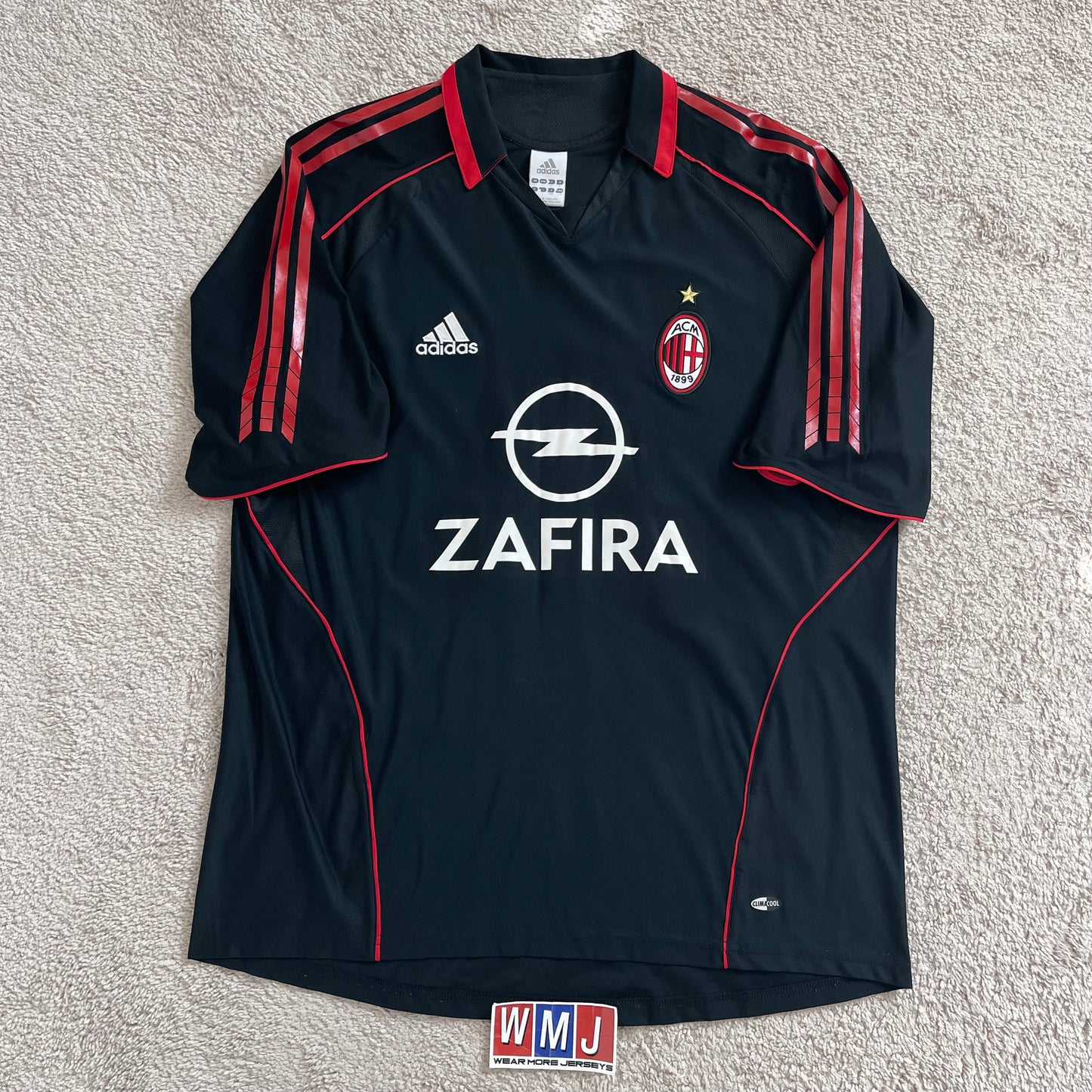 AC Milan 2005/06 third x Ricardo Kaká #22 (L)