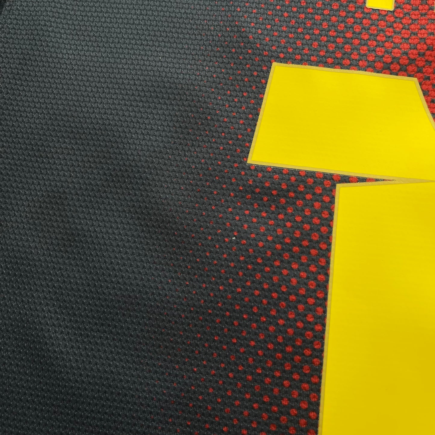 Barcelona 2012/13 home x Messi #10 (L) *has some holes on the back