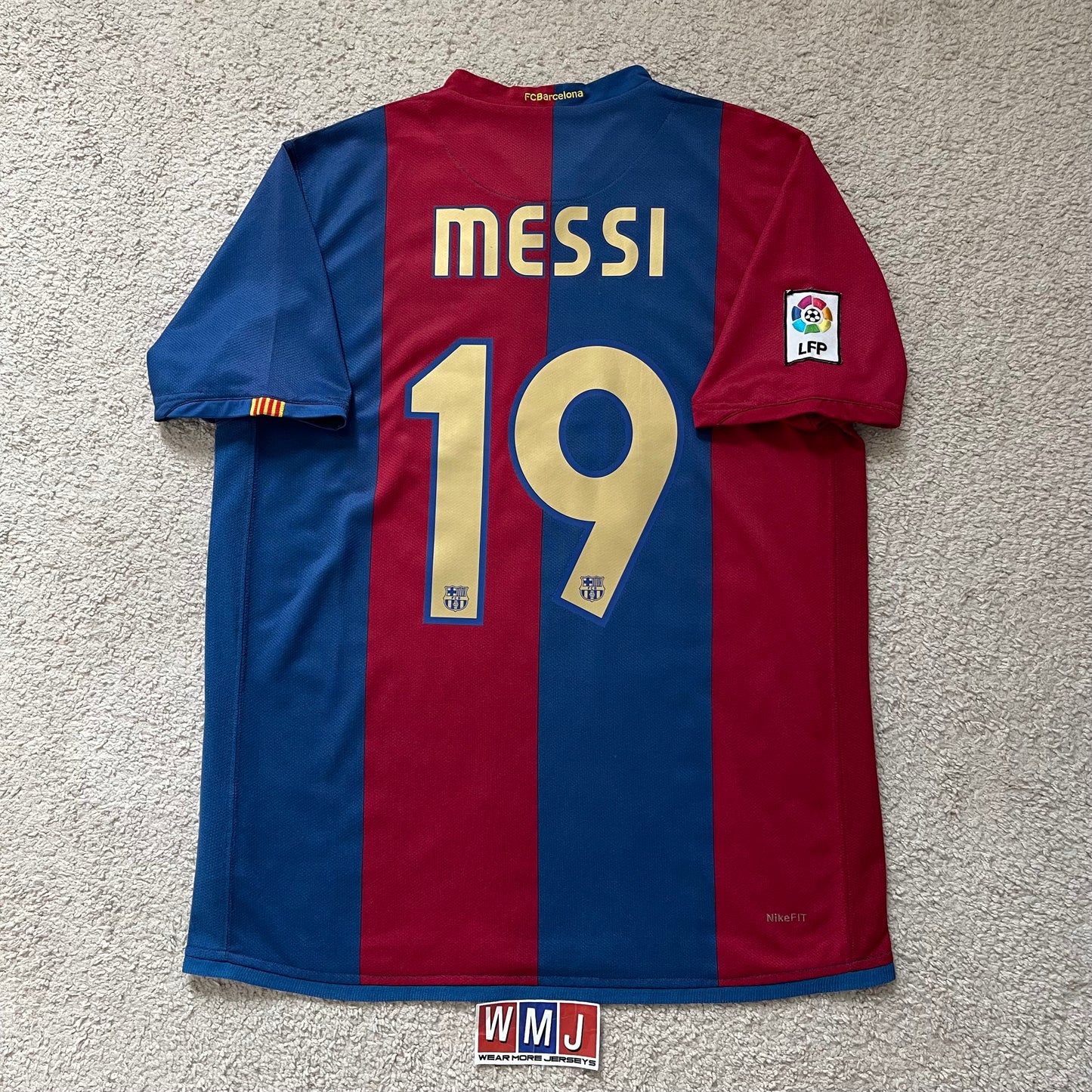 Barcelona 2006/07 home x Messi #19 (L)