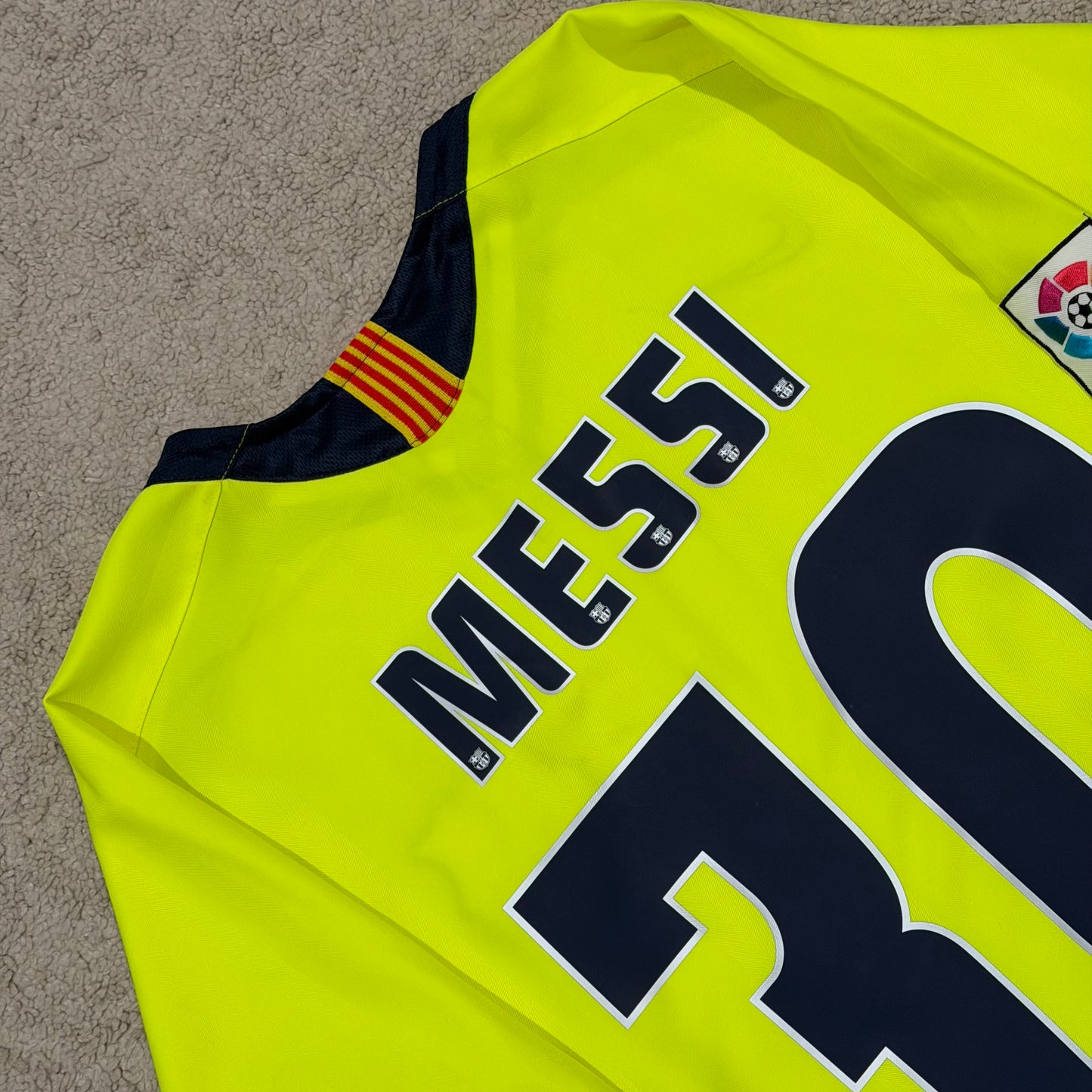 Barcelona 2005/06 away x Messi #30 (L)