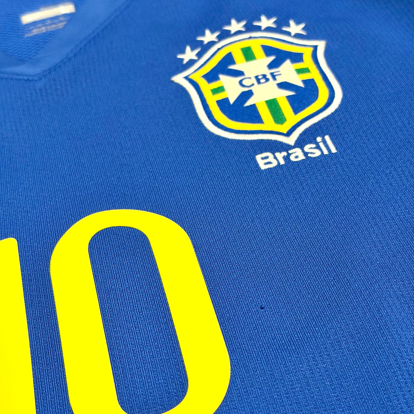 Brazil 2008/2009/2010 away x Ronaldinho #10 (L) *has a very tiny hole in front