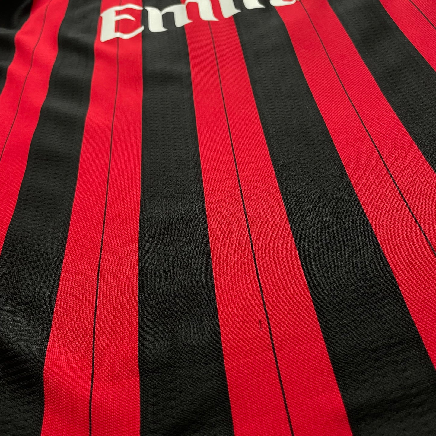AC Milan 2013/14 home x Kaka' #22 (L) *has some tiny holes