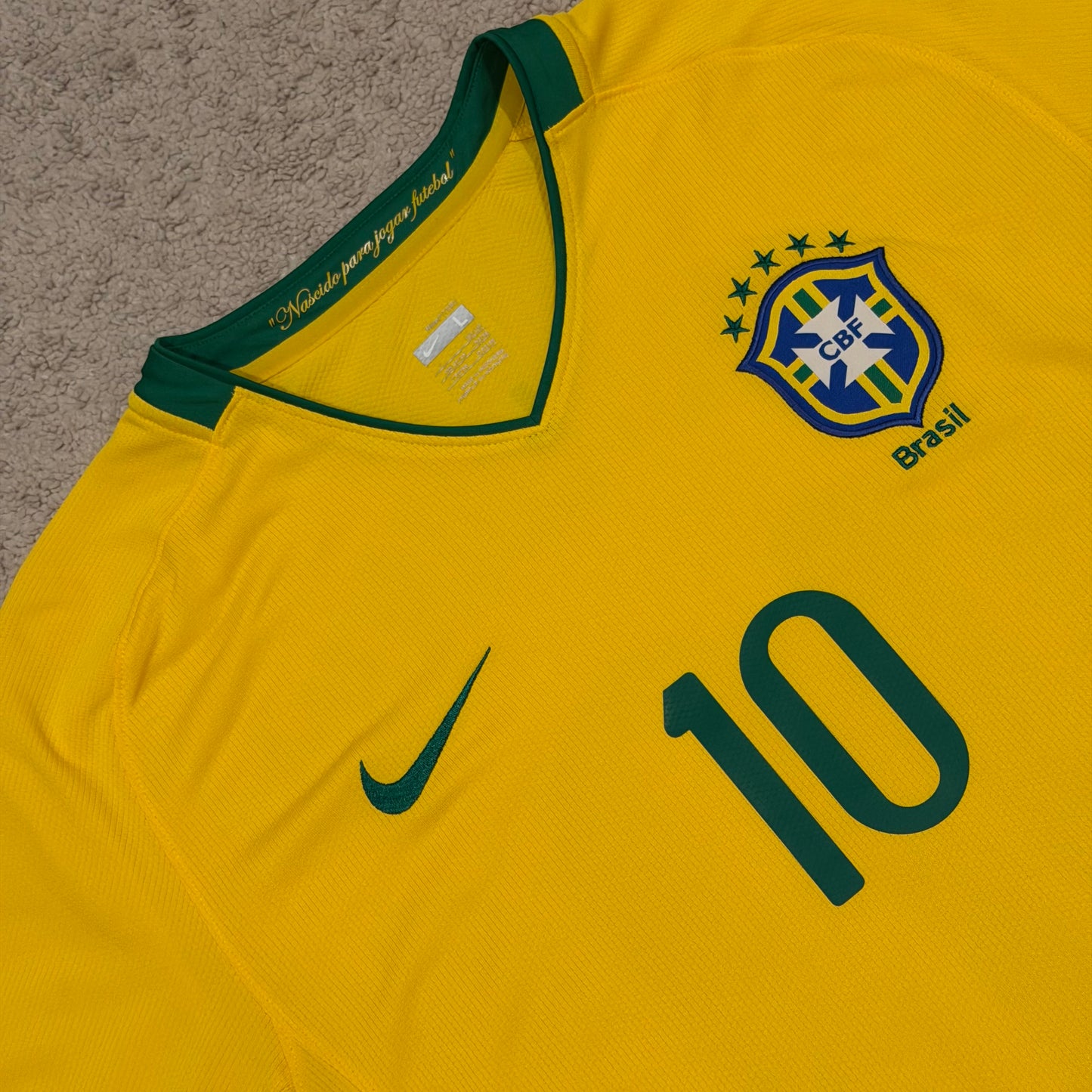 Brazil 2008/2009/2010 home x Ronaldinho #10 (L)