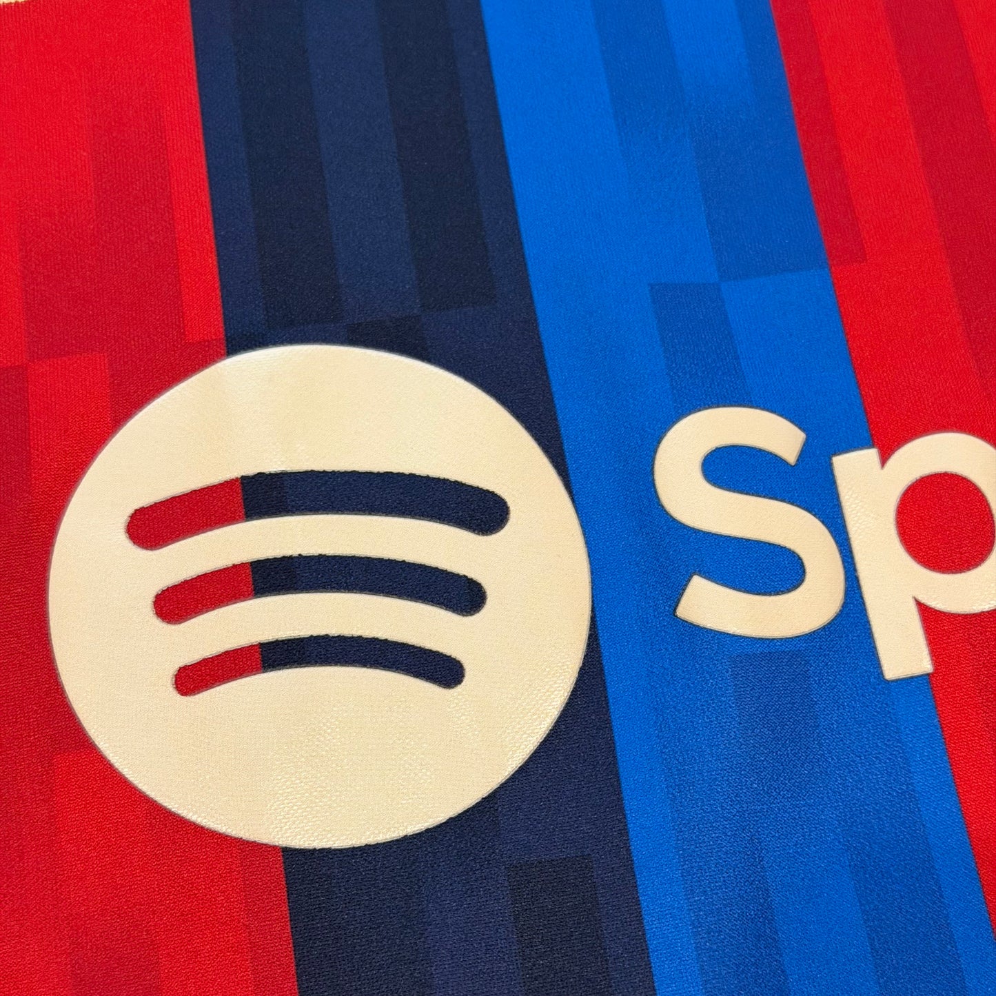 Barcelona 2022/23 home x Lamine Yamal #41 (L)