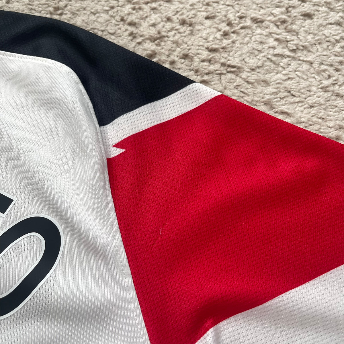 Manchester United 2010/11 away x Chicharito #14 (M)