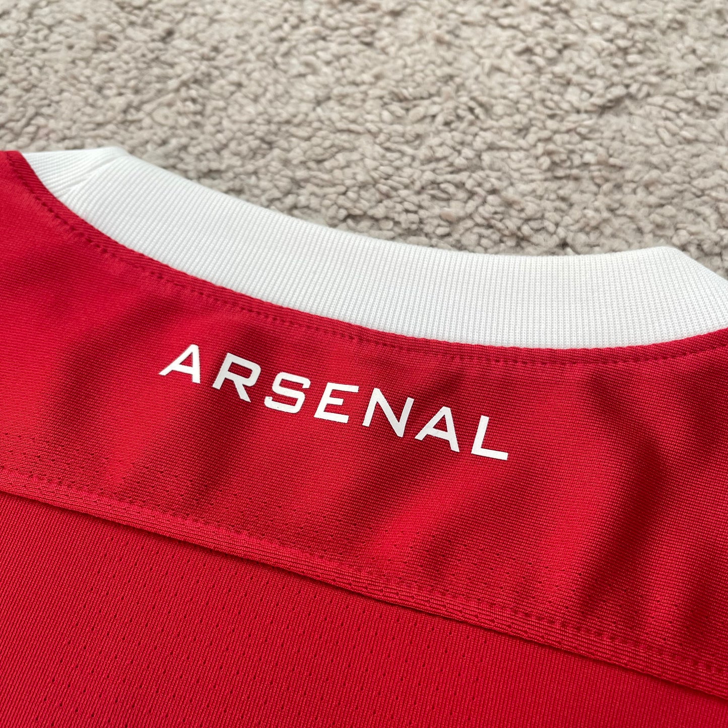 Arsenal 2010/11 home x Carlos Vela #11 (L)