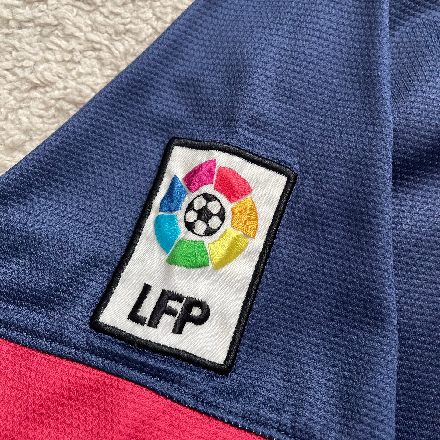 Barcelona 2012/13 home x Messi #10 (L) *has some holes on the back