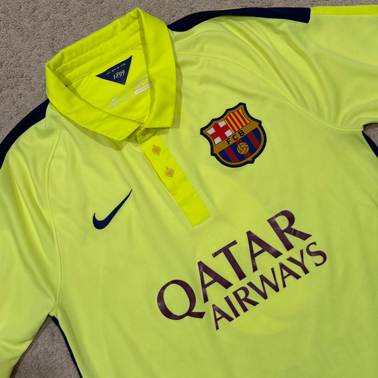 Barcelona 2014/15 third x Xavi #6 (M)