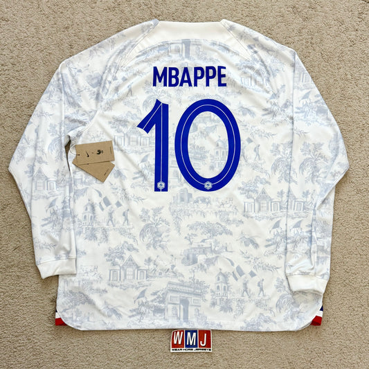 France 2022 World Cup away LONG SLEEVES x Kylian Mbappe #10 (XXL) *BRAND NEW WITH TAGS