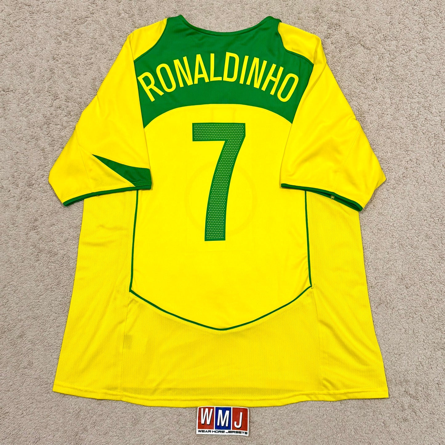 Brazil 2004/05 home x Ronaldinho #7 (XL)