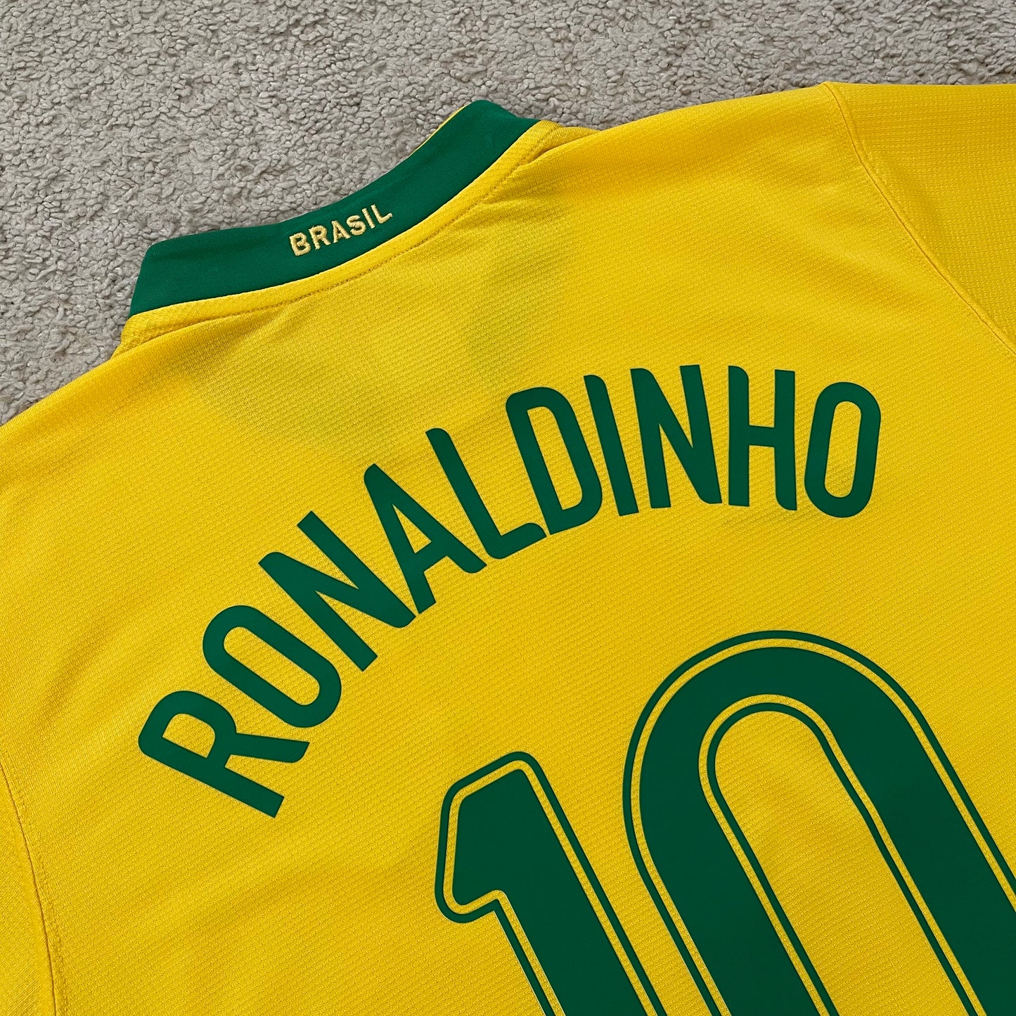 Brazil 2006 World Cup home x Ronaldinho #10 (L)