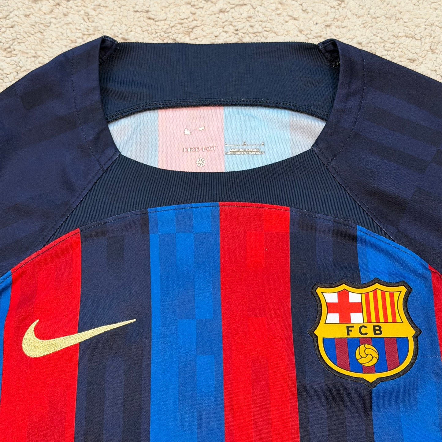 Barcelona 2022/23 home x Lamine Yamal #41 (L)