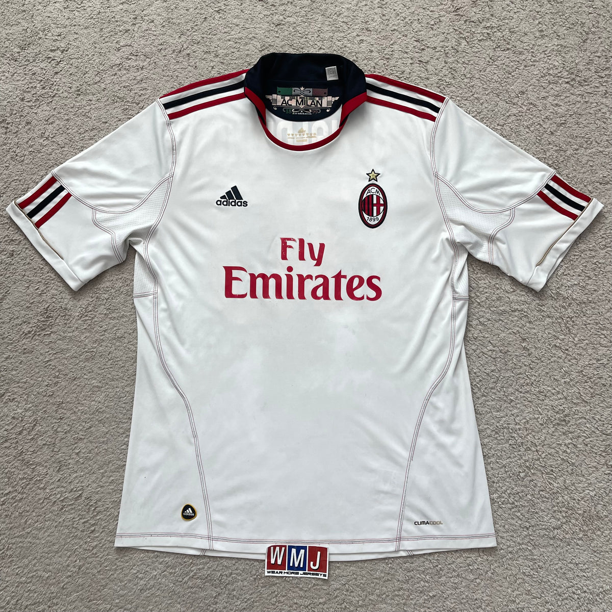 AC Milan 2010/11 away x Ronaldinho #80 (XL)