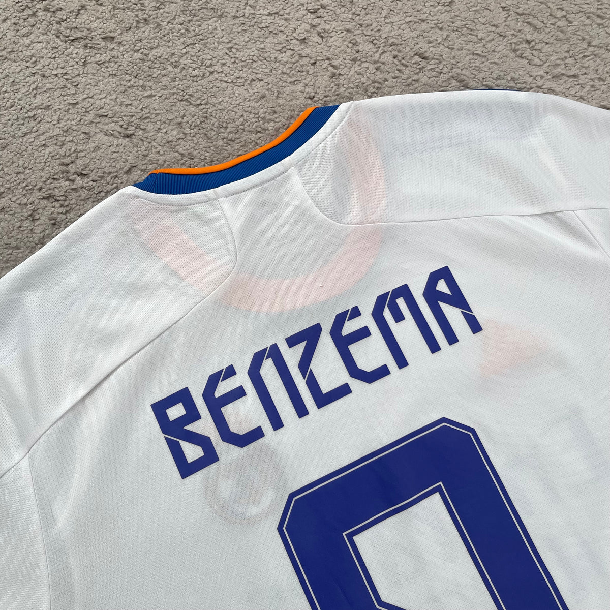 Real Madrid 2021/22 home x Karim Benzema #9 (L)