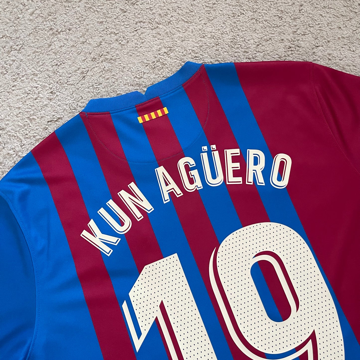 Barcelona 2021/22 home x Sergio Kun Agüero #19 (XL)