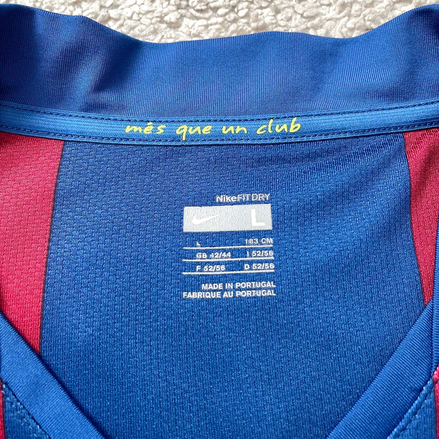 Barcelona 2007/08 home x Ronaldinho #10 (L)