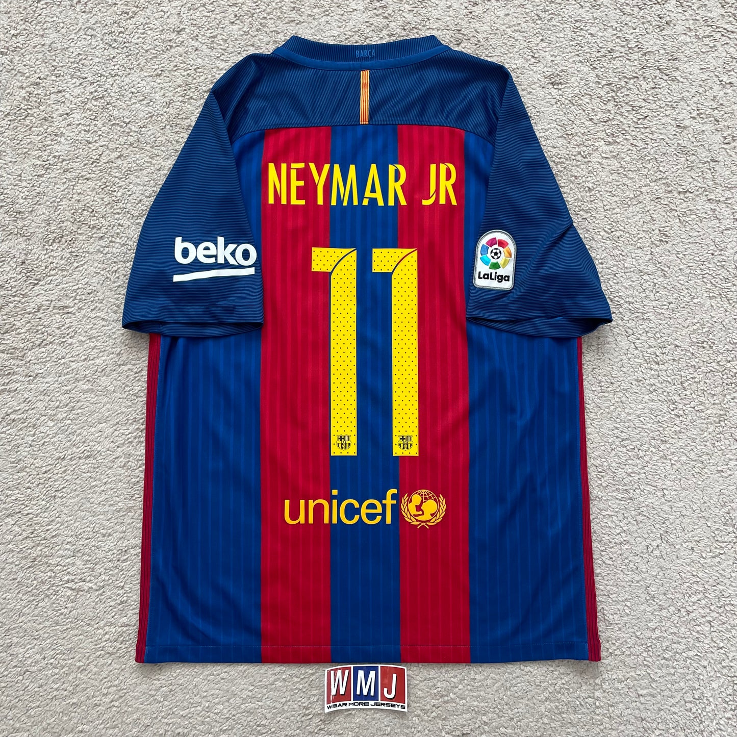Barcelona 2016/17 home x Neymar Jr #11 (L)