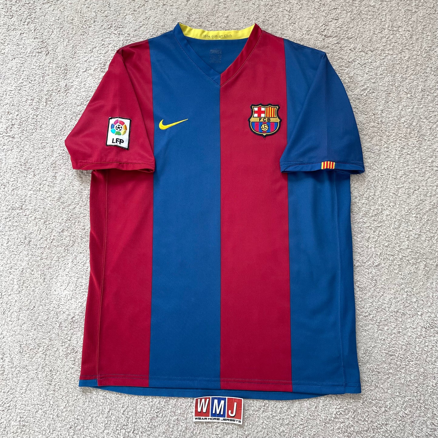 Barcelona 2006/07 home x Messi #19 (L)