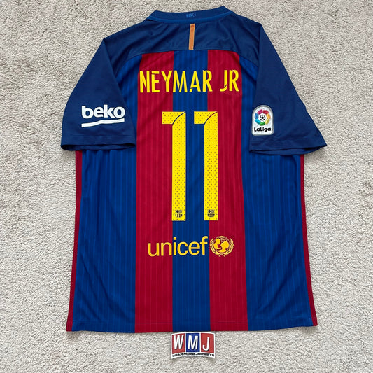 Barcelona 2016/17 home x Neymar Jr #11 (L)