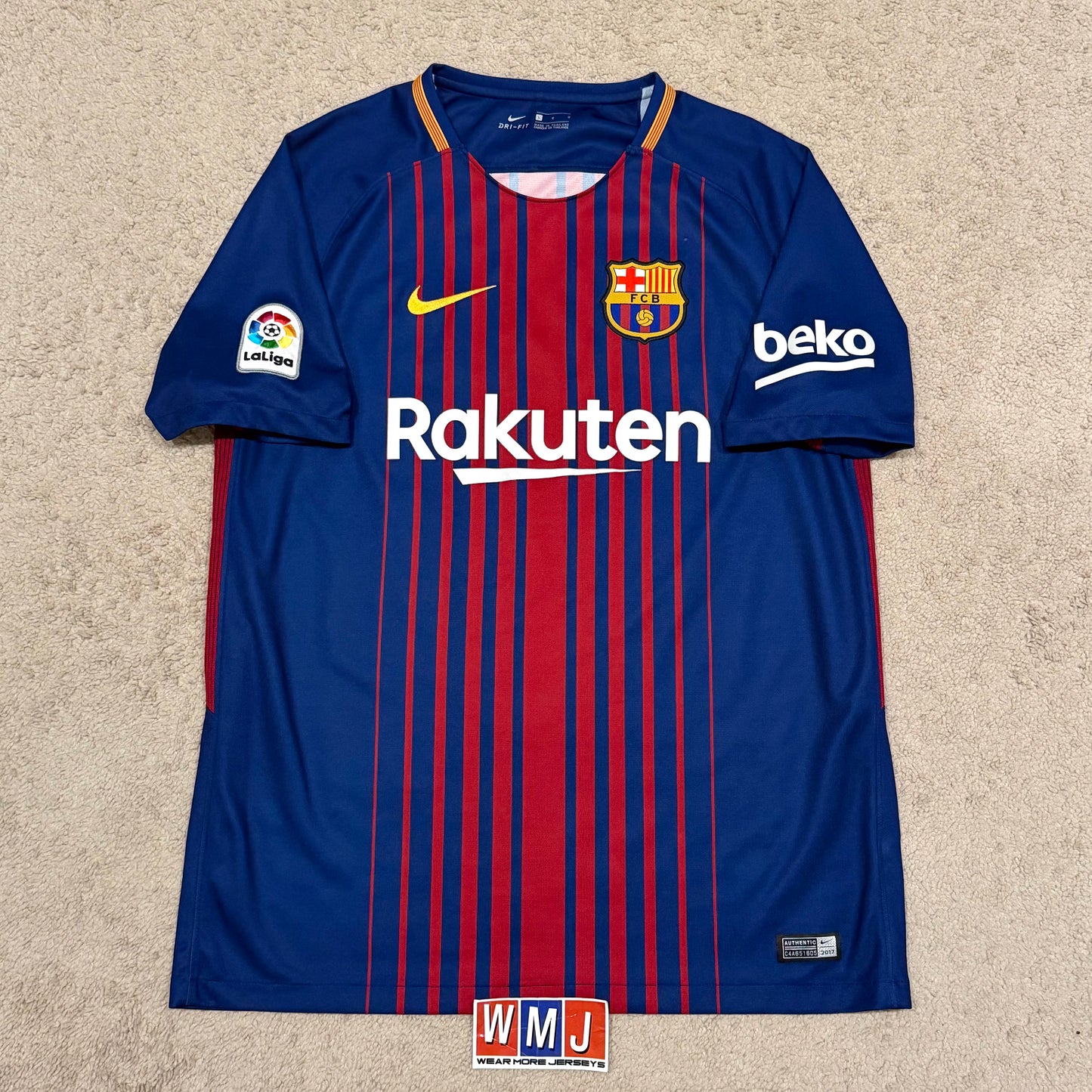 Barcelona 2017/18 home x Andres Iniesta INFINITO SPECIAL EDITION (L)