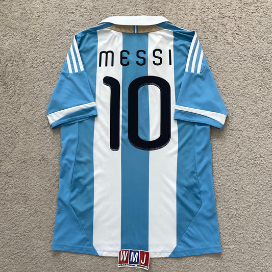 Argentina 2011 Copa America home x Messi #10 (M)